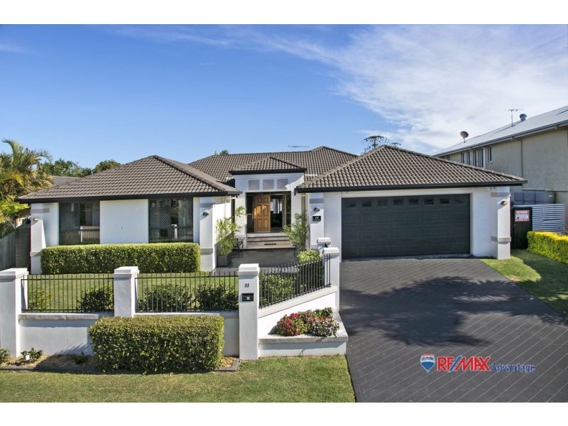 11 Charles Place, Manly West QLD 4179