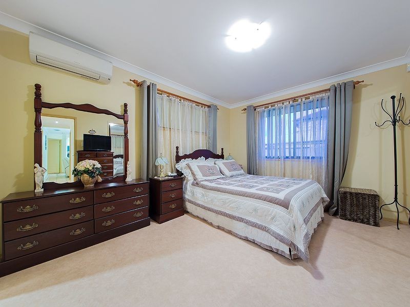 49 Underwood Street, Wakerley QLD 4154