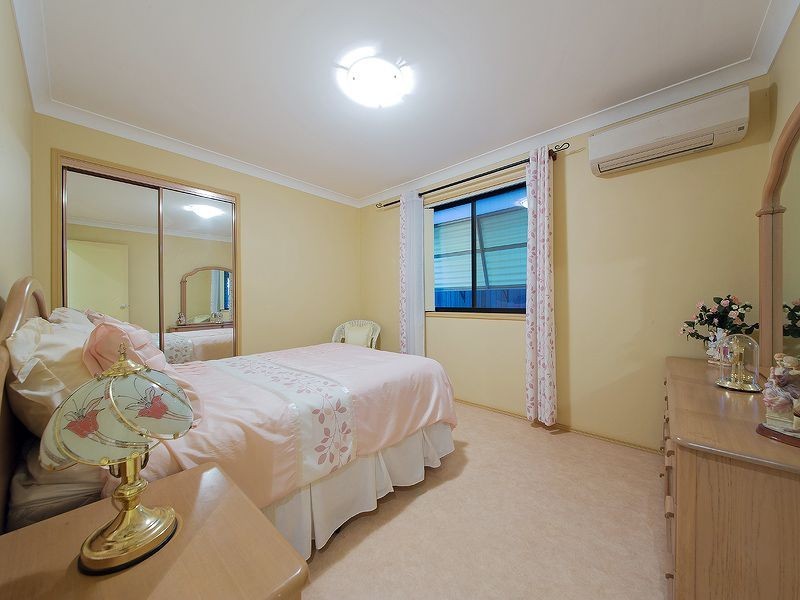 49 Underwood Street, Wakerley QLD 4154