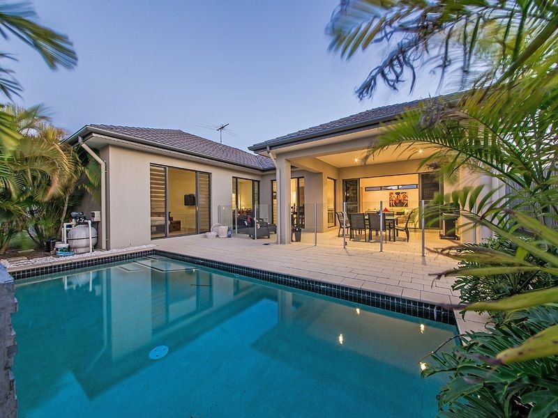 9 Brush Box Place, Wakerley QLD 4154