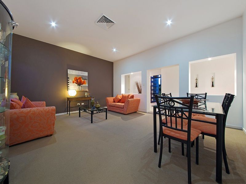 9 Brush Box Place, Wakerley QLD 4154