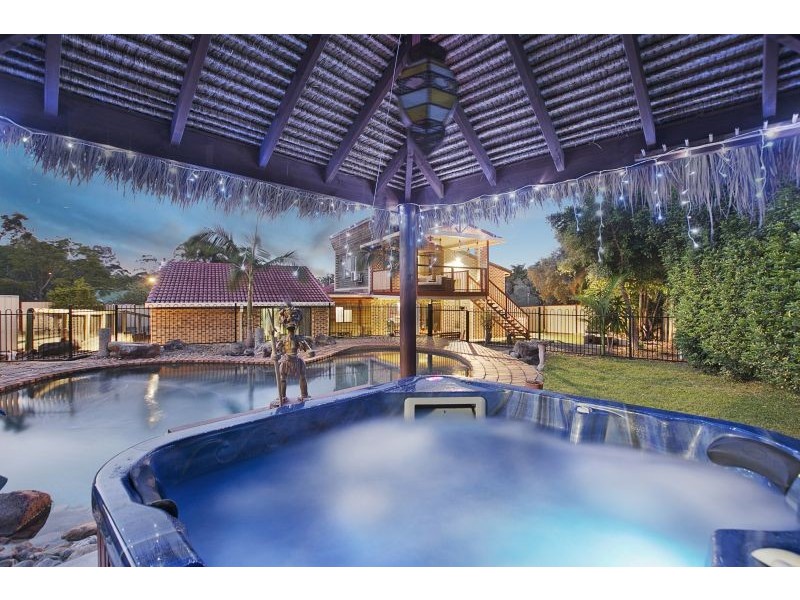 9 Farr Crt, Daisy Hill QLD 4127