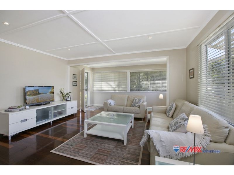 6 Rickston St, Manly West QLD 4179