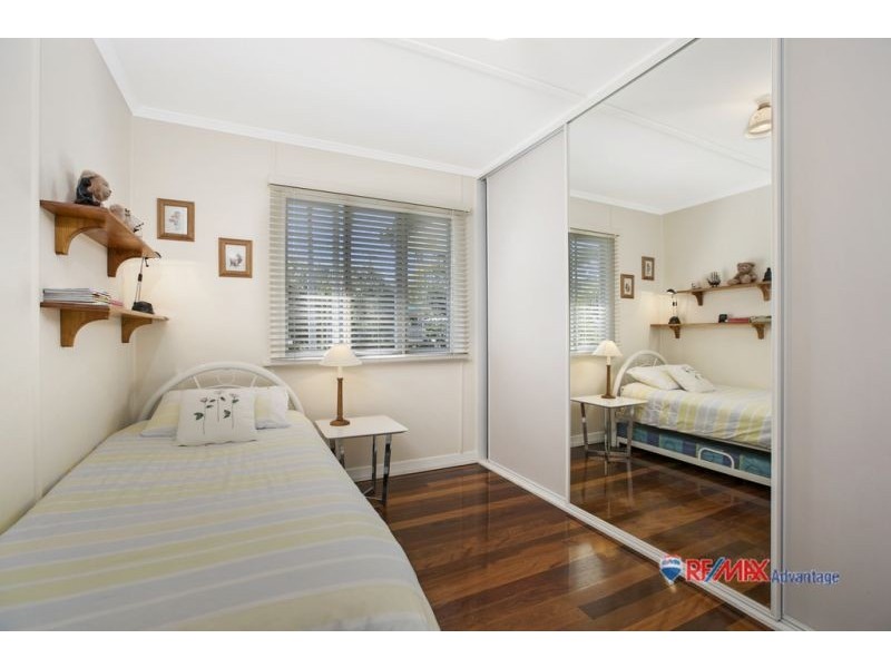 6 Rickston St, Manly West QLD 4179