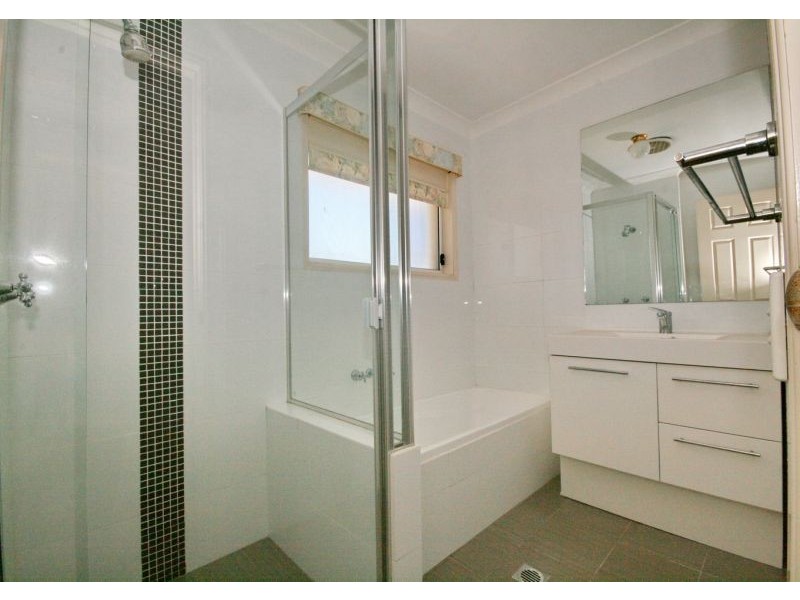 61 Constellation Way, Wynnum QLD 4178