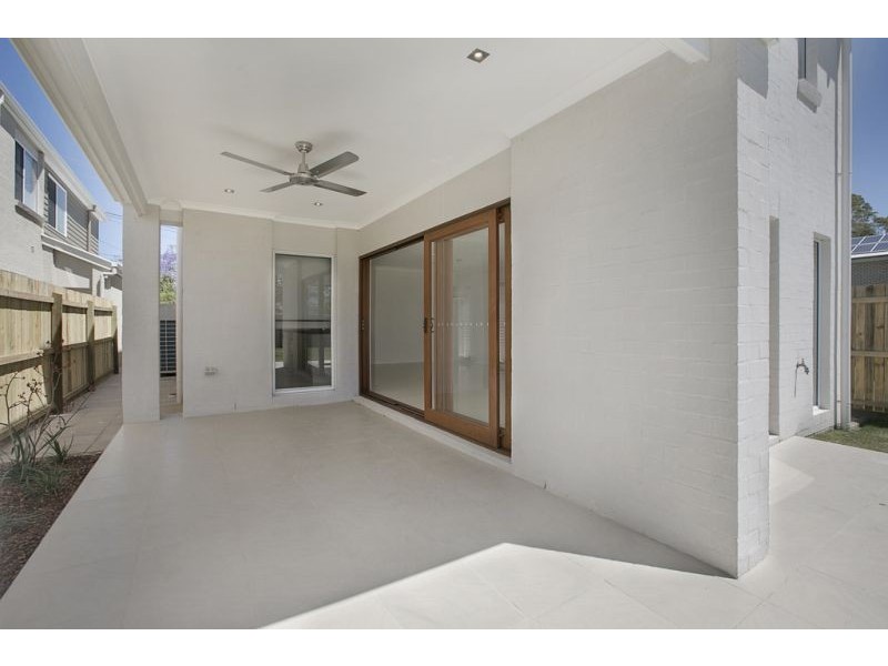 43 Villiers St, Lota QLD 4179