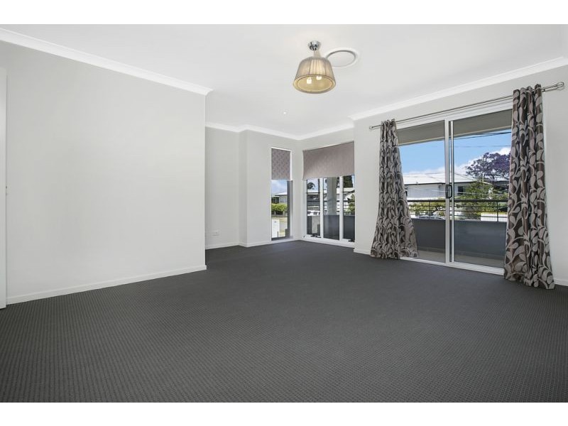 43 Villiers St, Lota QLD 4179