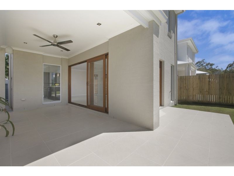 43 Villiers St, Lota QLD 4179