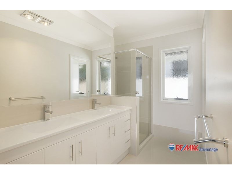 106 Hindes Street, Lota QLD 4179