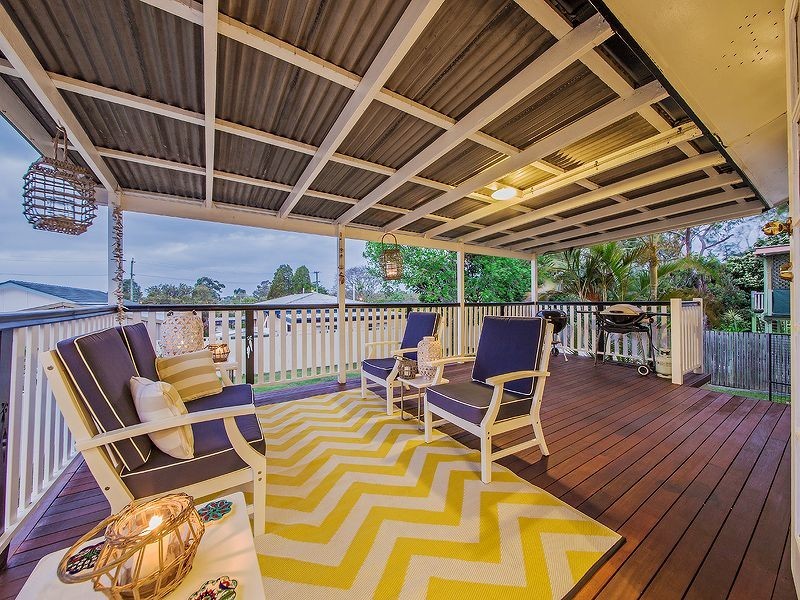 17 Bushing Street, Wynnum West QLD 4178