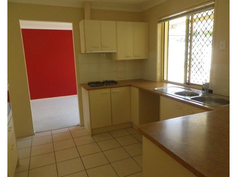 48 Samantha Street, Wynnum West QLD 4178