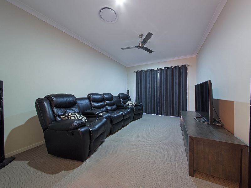 57 Foxwood Circuit, Wakerley QLD 4154