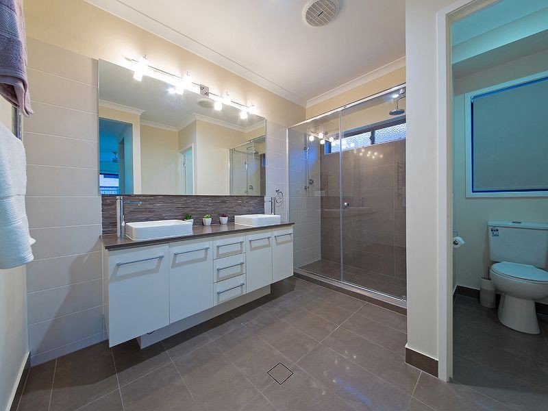 57 Foxwood Circuit, Wakerley QLD 4154