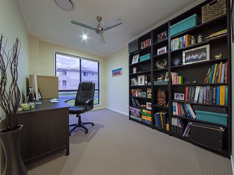 57 Foxwood Circuit, Wakerley QLD 4154