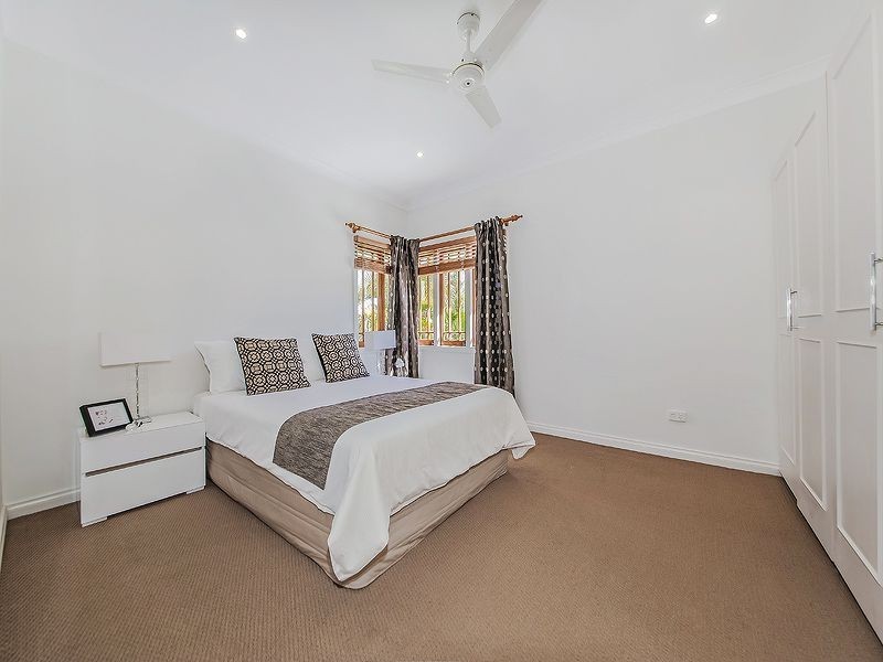 120 Melville Terrace, Manly QLD 4179