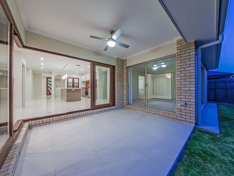 85 Watervale Parade, Wakerley QLD 4154