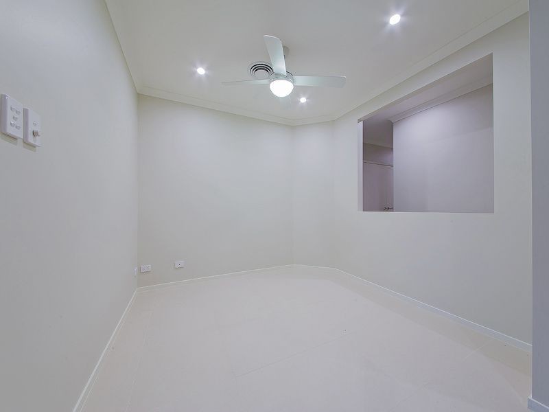 85 Watervale Parade, Wakerley QLD 4154