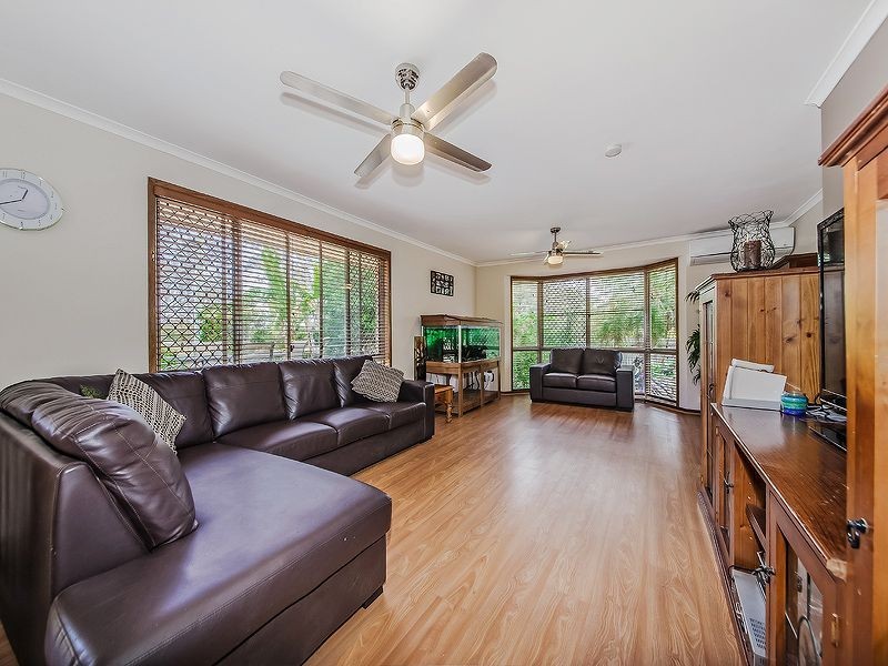 297 Whites Road, Lota QLD 4179