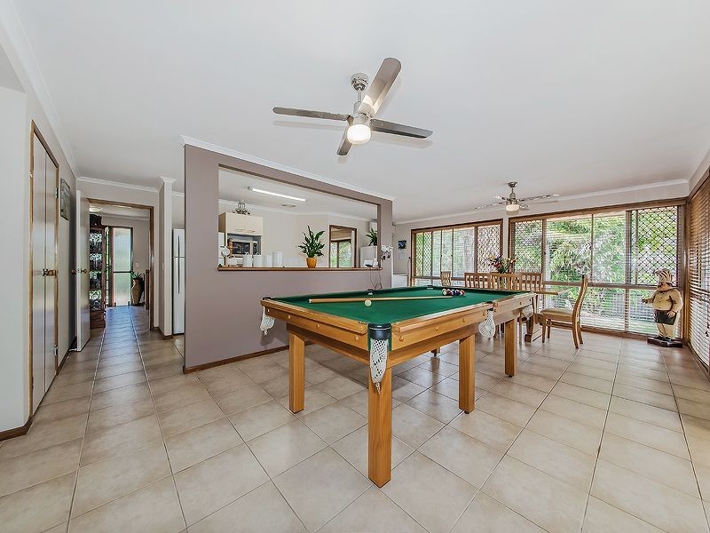 297 Whites Road, Lota QLD 4179