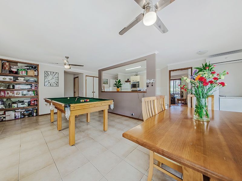 297 Whites Road, Lota QLD 4179