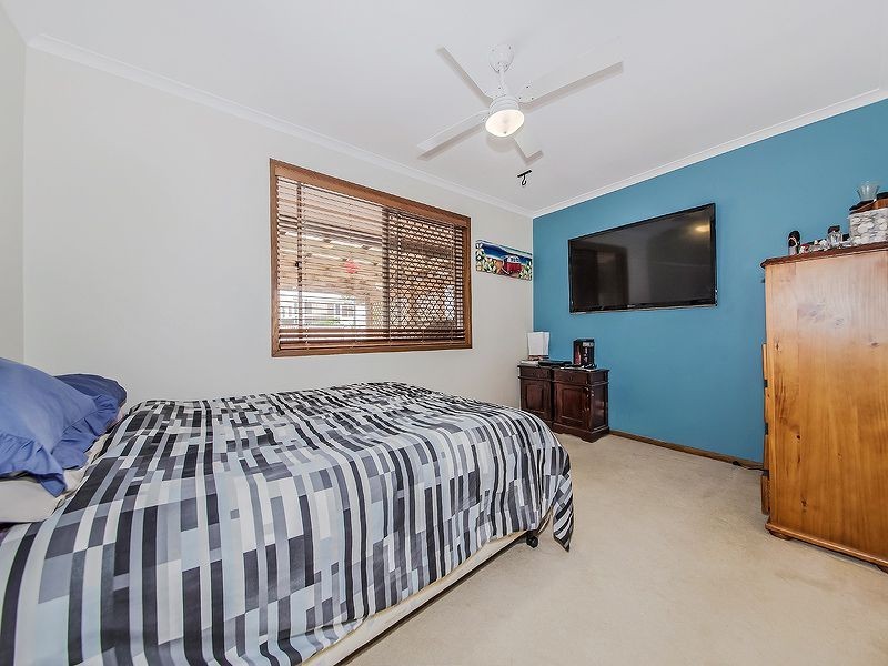 297 Whites Road, Lota QLD 4179