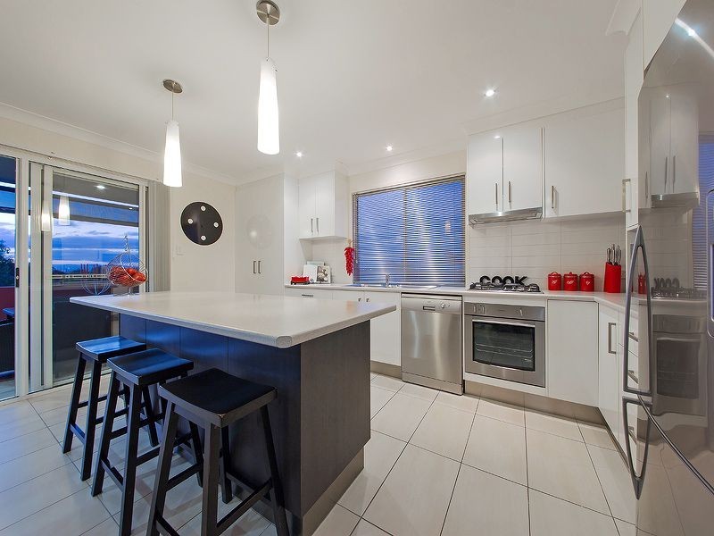 25 Grainger Street, Wynnum QLD 4178