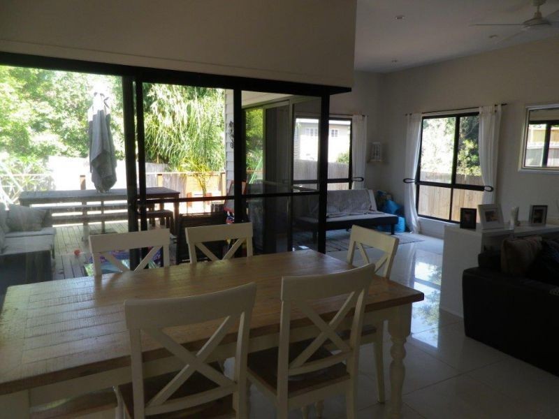 18a Manin Street, Wynnum QLD 4178