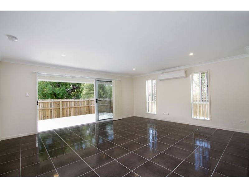 61 Randall Road, Wynnum West QLD 4178