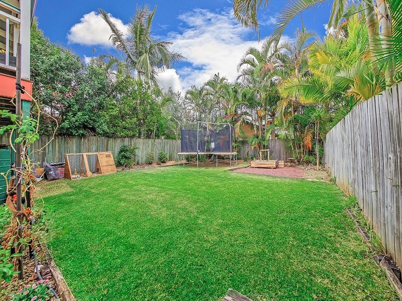 30 Strawberry Road, Manly West QLD 4179