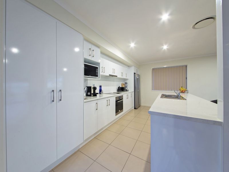 29 Barnham Street, Wynnum QLD 4178