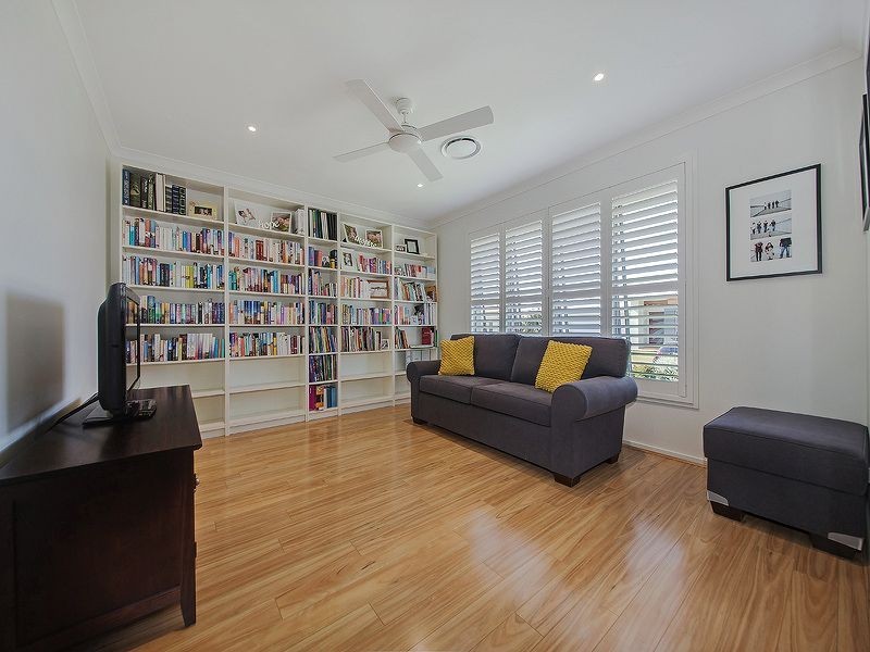 19 Foxwood Circuit, Wakerley QLD 4154