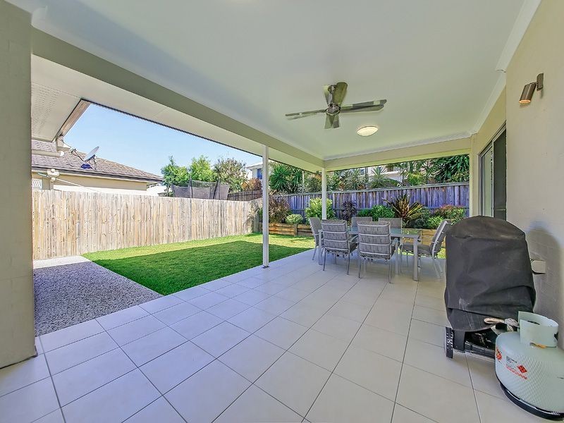 19 Foxwood Circuit, Wakerley QLD 4154