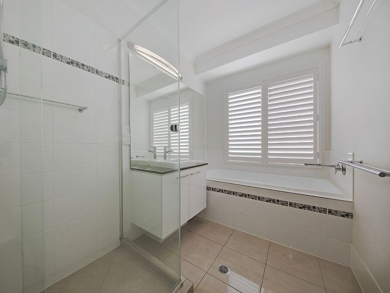 19 Foxwood Circuit, Wakerley QLD 4154