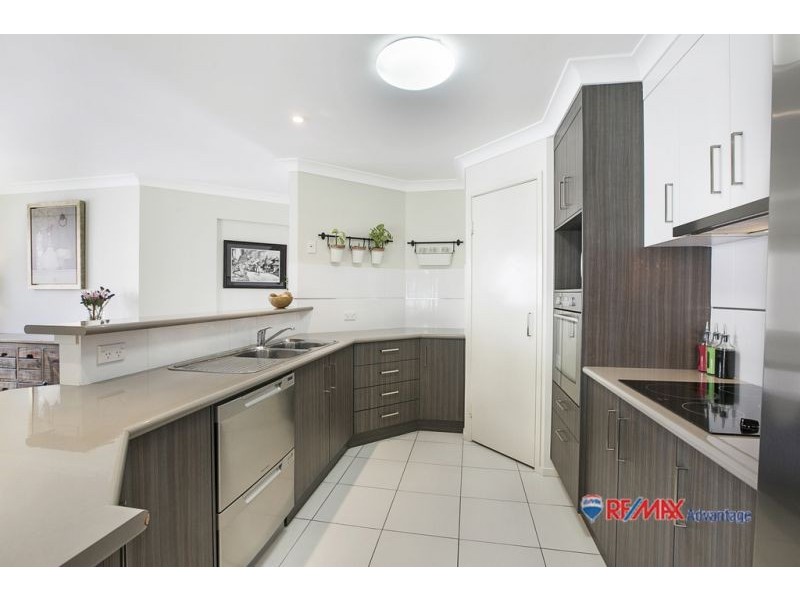 35 Jessielea Street, Wynnum West QLD 4178