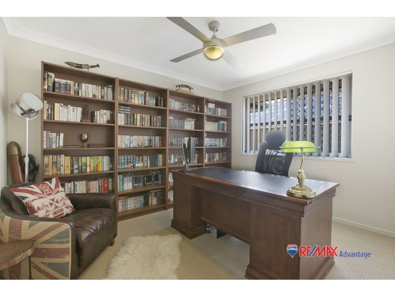 35 Jessielea Street, Wynnum West QLD 4178