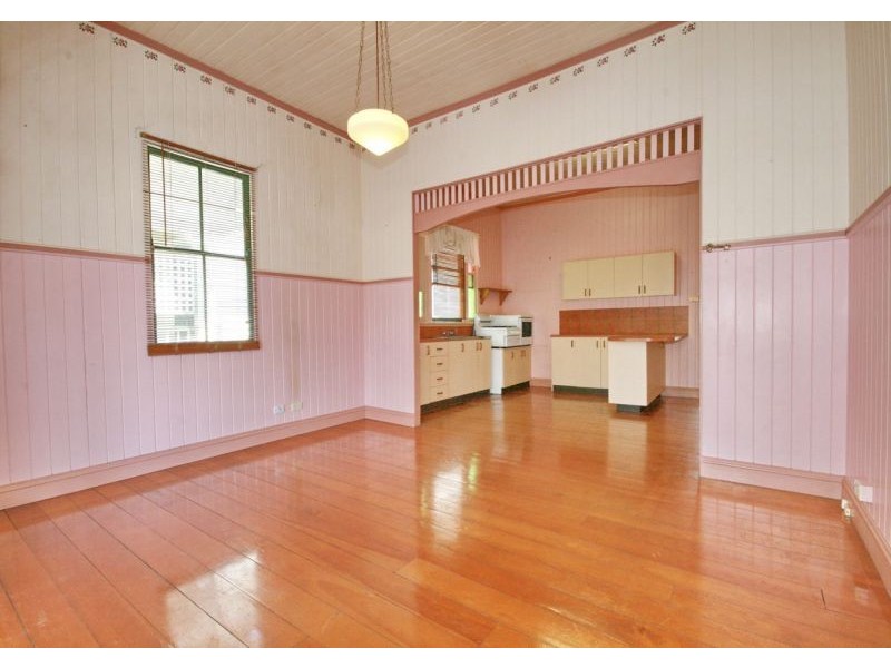 38 Alexander St, Lota QLD 4179