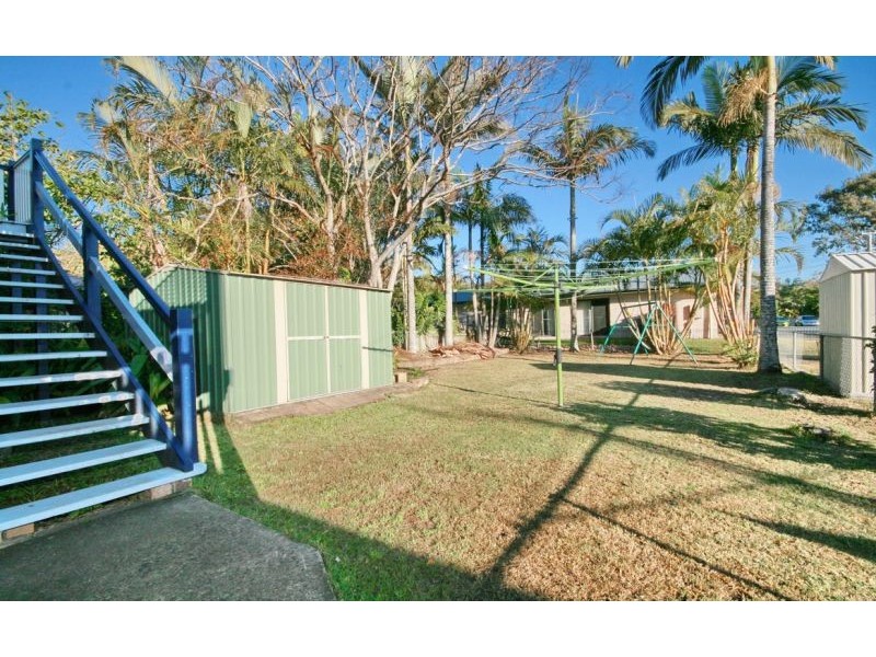38 Alexander St, Lota QLD 4179