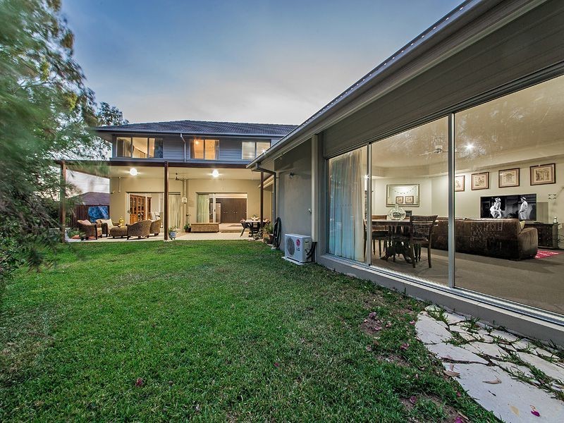 12 Mossvale Drive, Wakerley QLD 4154