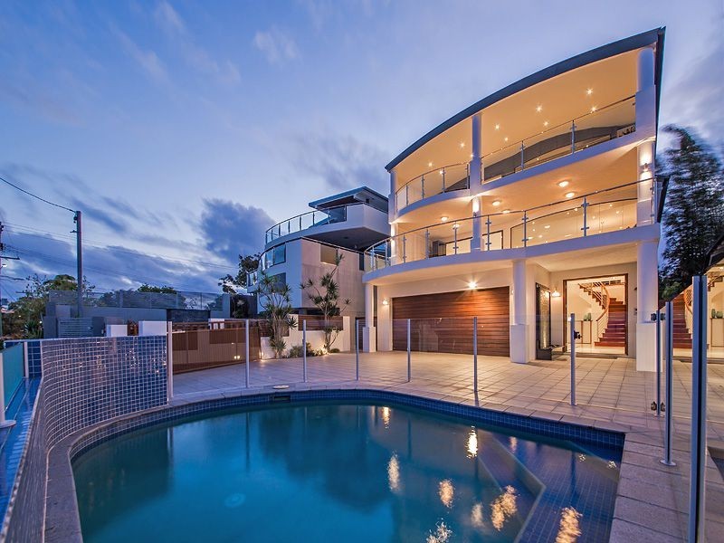 171 Carlton Terrace, Manly QLD 4179