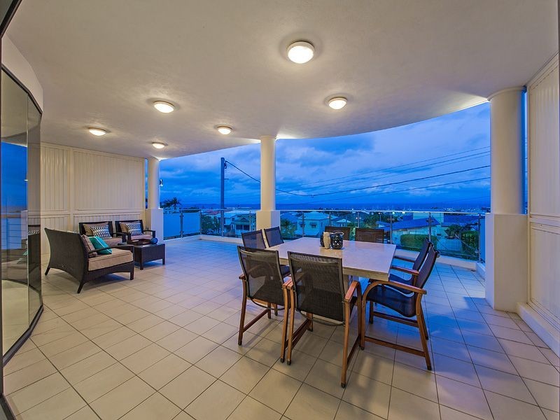 171 Carlton Terrace, Manly QLD 4179