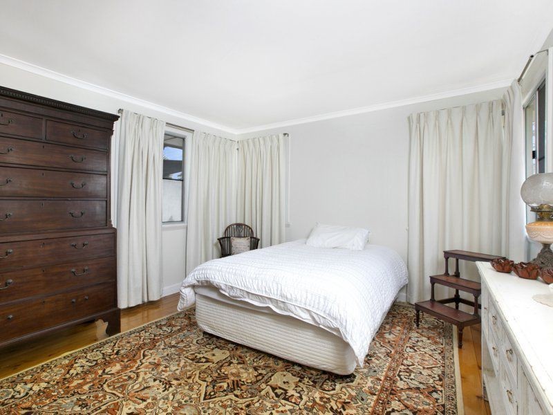 24 Alkoomie Street, Wynnum QLD 4178