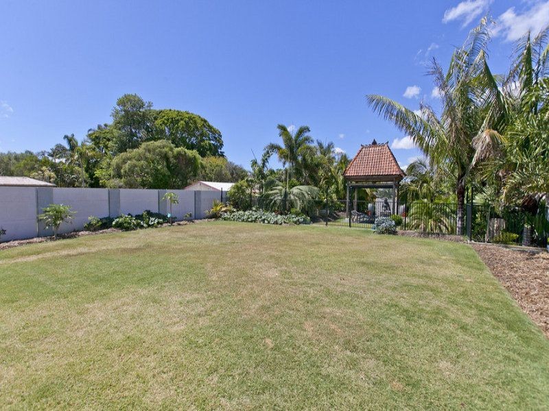 24 Alkoomie Street, Wynnum QLD 4178