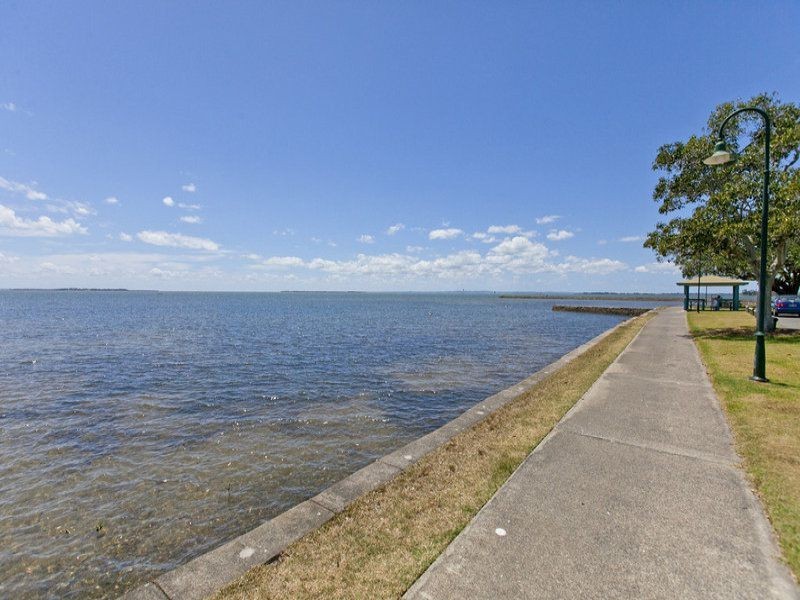 24 Alkoomie Street, Wynnum QLD 4178