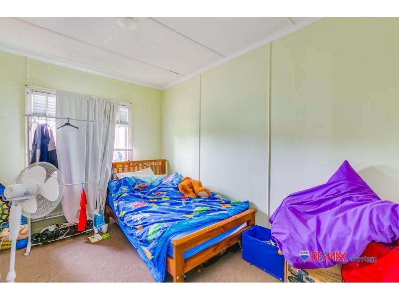 15 Claymeade Street, Wynnum QLD 4178