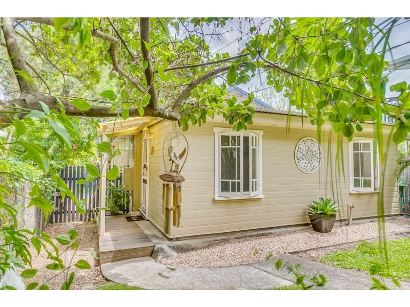 22 Tangorin St, Wynnum QLD 4178