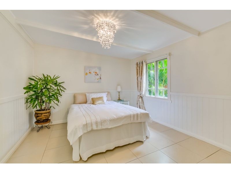 22 Tangorin St, Wynnum QLD 4178