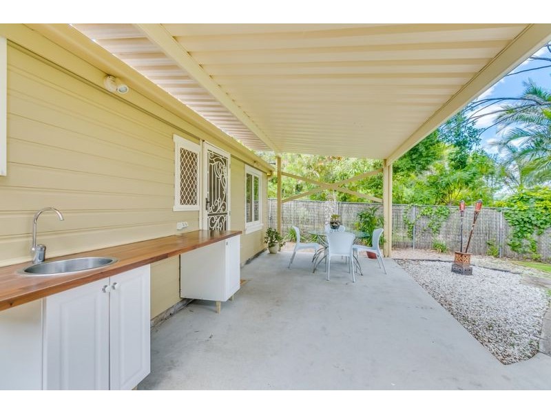 22 Tangorin St, Wynnum QLD 4178