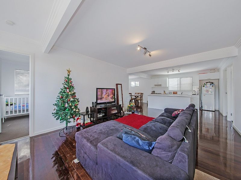 16 Roby Street, Wynnum QLD 4178