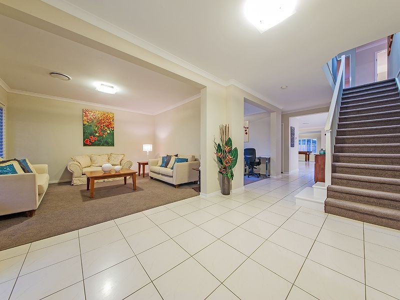 23 Brush Box Place, Wakerley QLD 4154