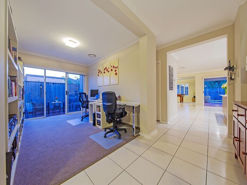 23 Brush Box Place, Wakerley QLD 4154